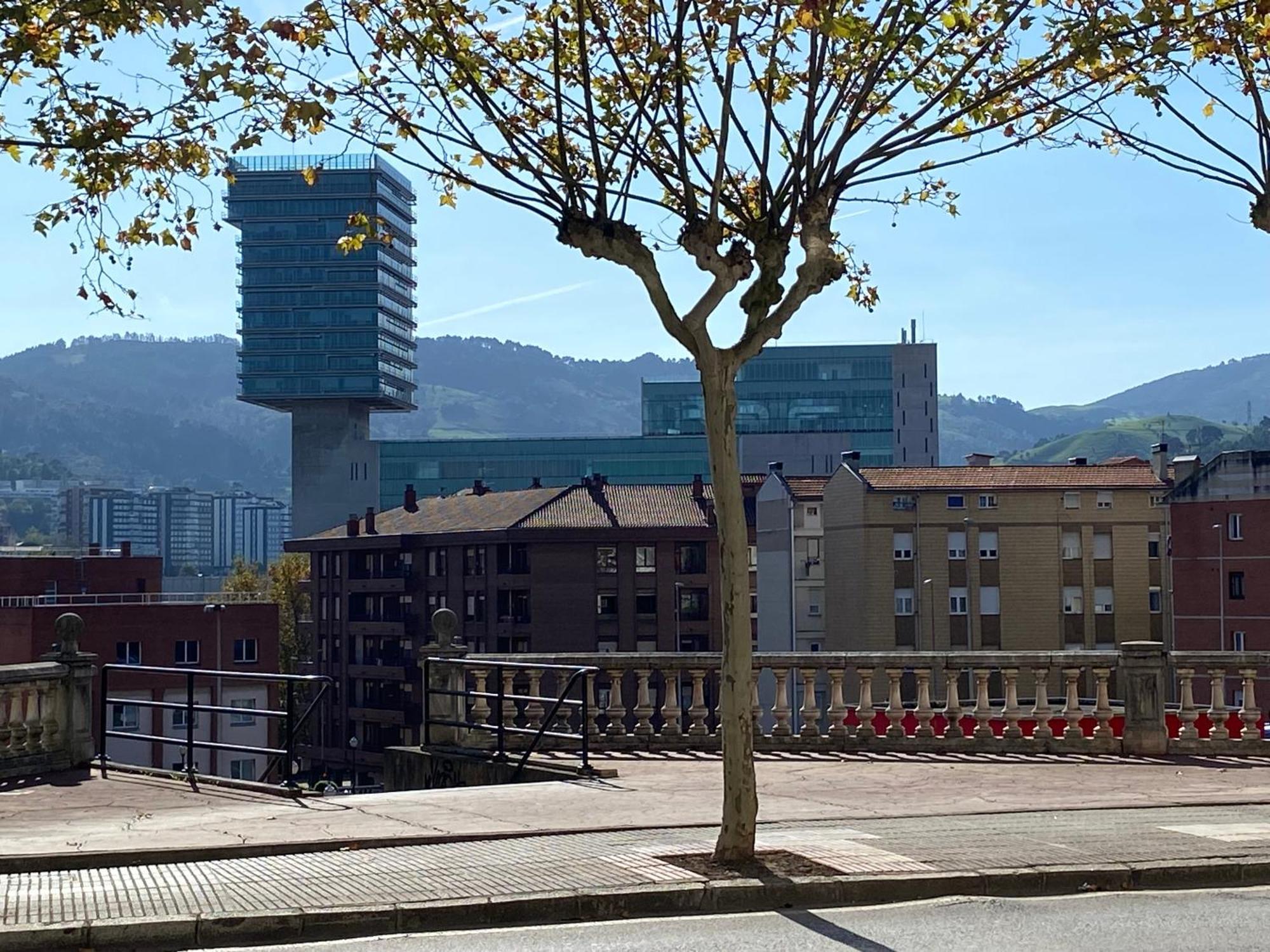 Piso Deluxe Centro Cerca Del Bec Barakaldo Exterior foto